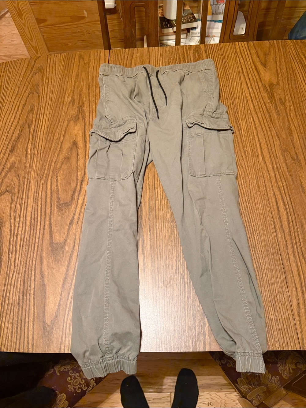 Men's Olive Cargo Joggers with Drawstring Waist